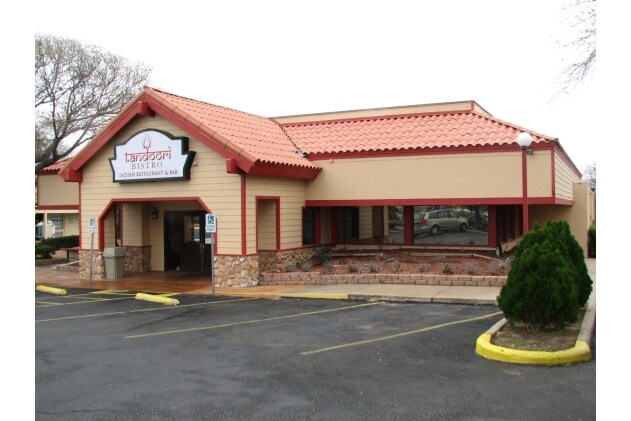 More Photos Of 1605 E Oltorf St, Austin Restaurant For Lease