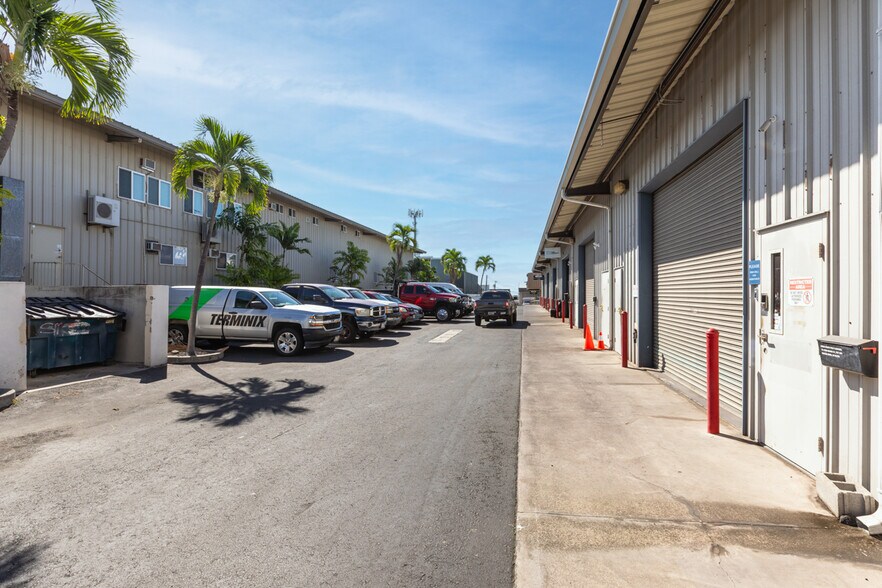 More Photos Of 73-5568 Maiau St, Kailua Kona Flex For Sale