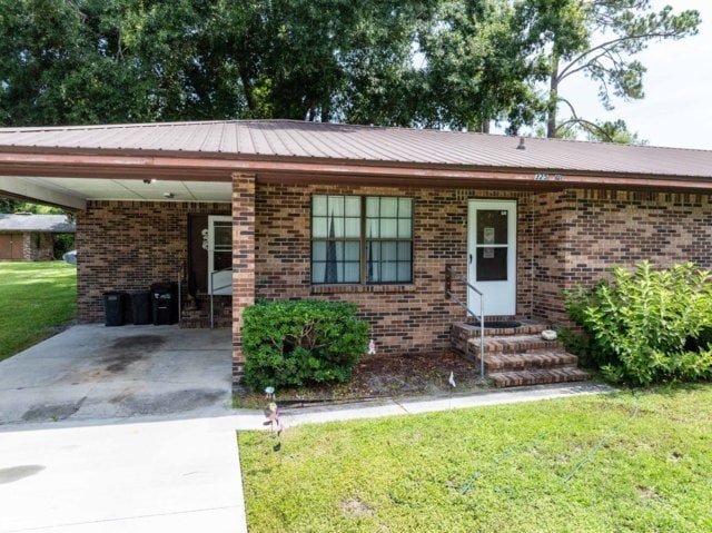 More Photos Of 325 SW Leisure Dr, Lake City Apartments For Sale