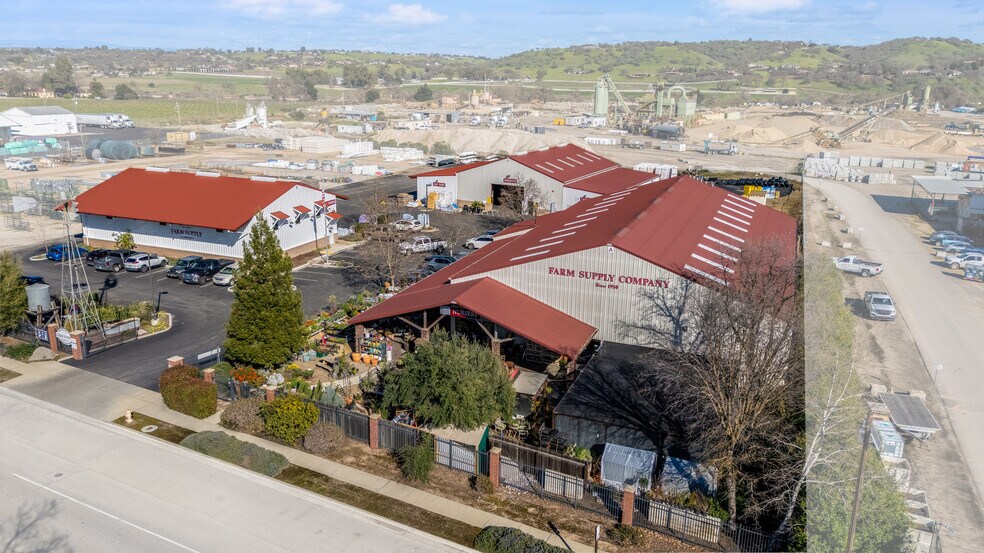 Primary Photo Of 2450 Ramada Dr, Paso Robles Flex For Sale