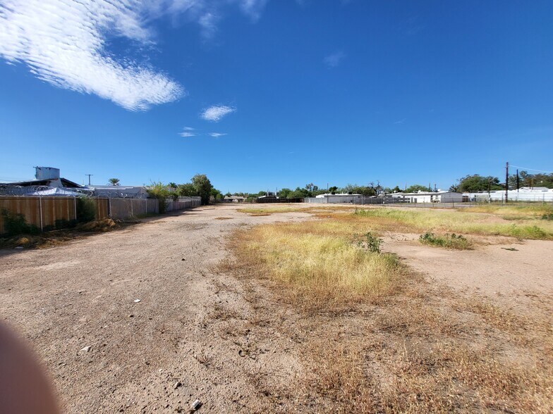 More Photos Of 340 E Prince Rd, Tucson Land For Lease