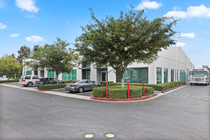 More Photos Of 9661 Irvine Center Dr, Irvine Loft Creative Space For Sale