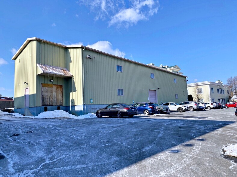Primary Photo Of 35R Spencer St, Stoneham Industrial For Lease