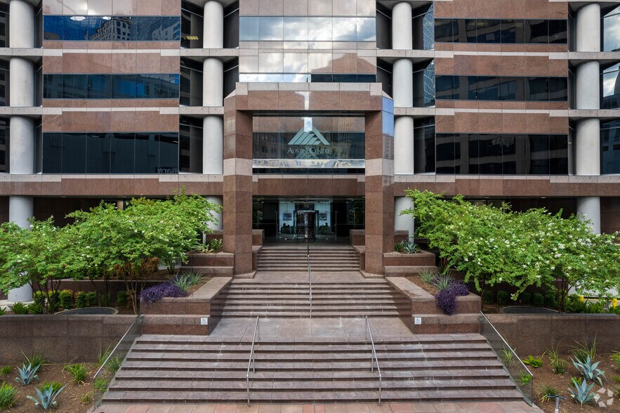 More Photos Of 701 Brazos St, Austin Office For Lease