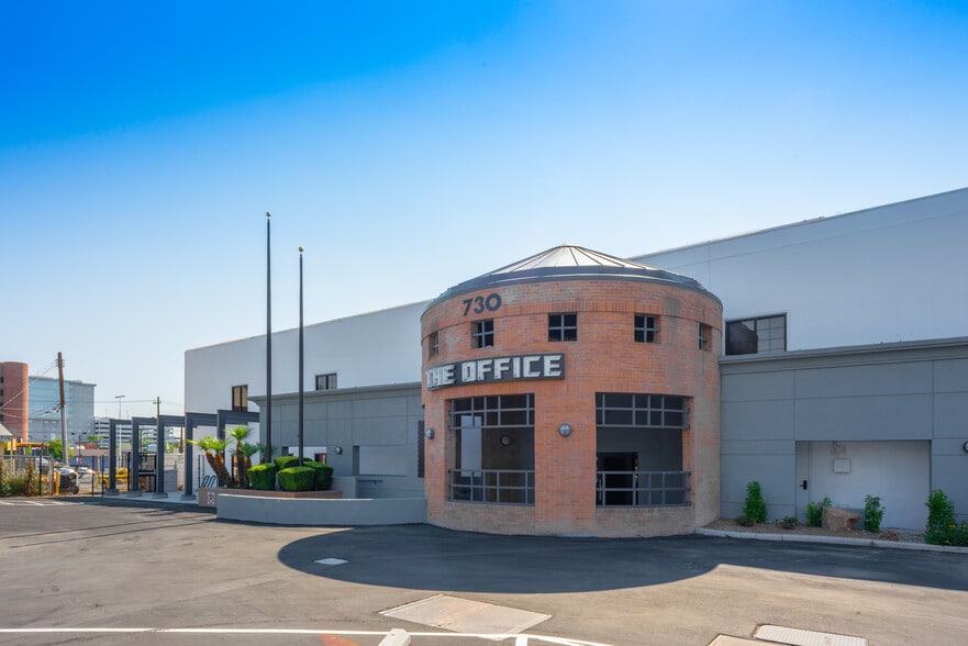 More Photos Of 730 Las Vegas Blvd, Las Vegas Office For Sale
