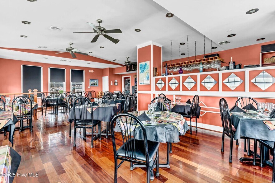 More Photos Of 211 S Topsail Dr, Surf City Restaurant For Sale
