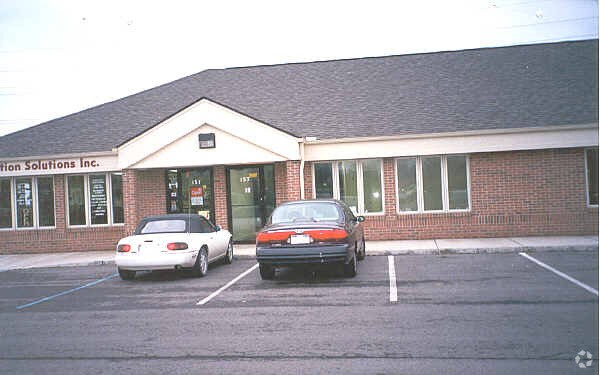 More Photos Of 131-137 Keveling Dr, Saline Medical For Sale