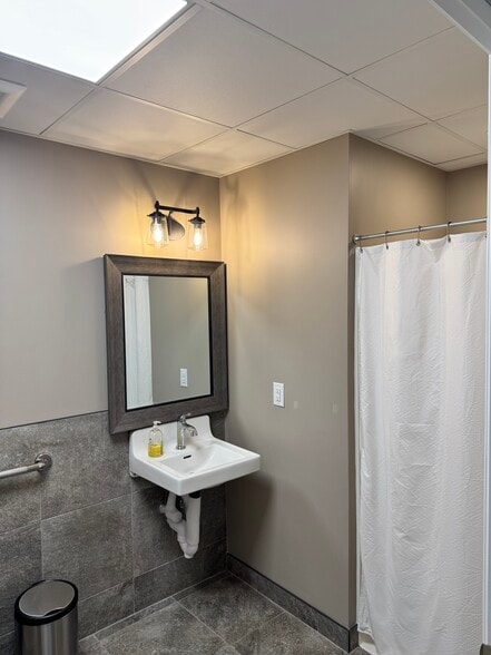 More Photos Of 30 Jackson Rd, Medford Medical For Lease