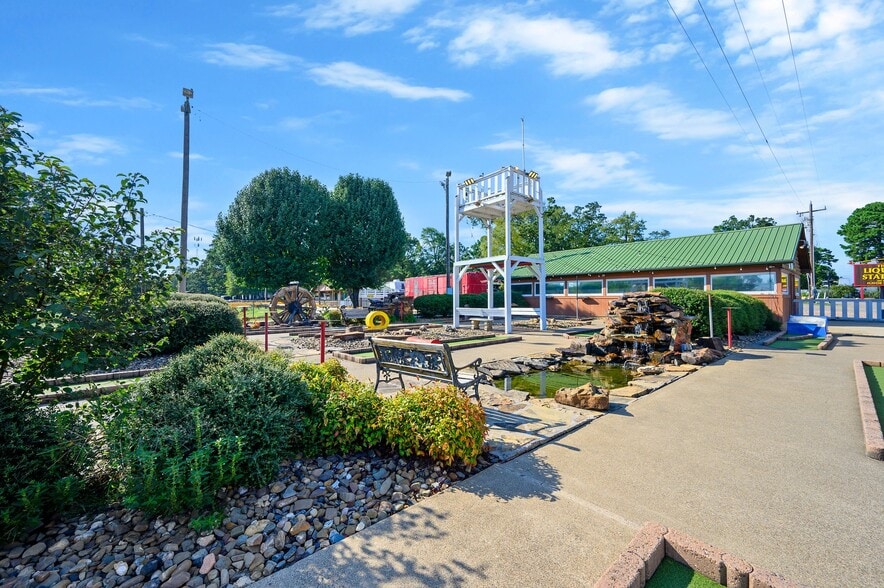 More Photos Of 6659 N US Highway 259, Broken Bow Amusement Park For Sale