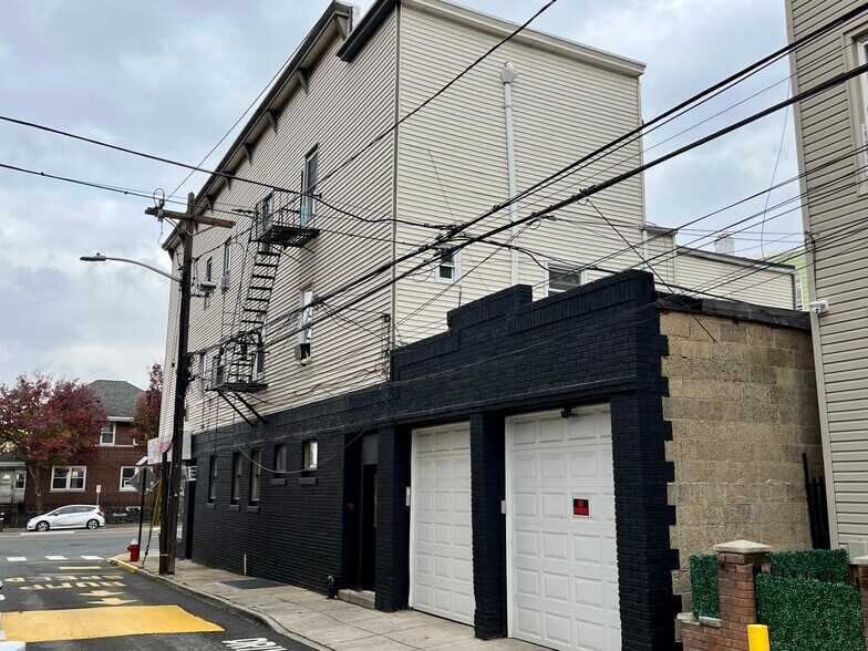 More Photos Of 4312 Kennedy Blvd, Union City Apartments For Sale