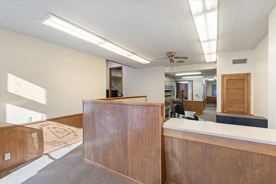 More Photos Of 127 Pearl St, Council Bluffs Office For Lease