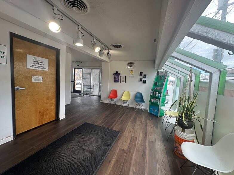 More Photos Of 5702-5704 E Colfax Ave, Denver Storefront Retail Office For Sale