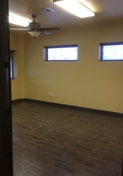 More Photos Of 920 E Main St, Mesa Office For Lease