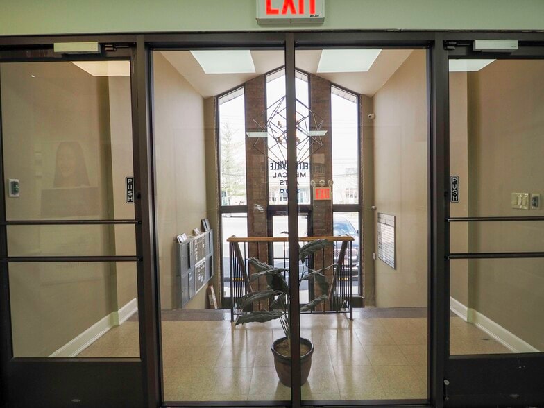 More Photos Of 3930 Richmond Ave, Staten Island Medical For Lease