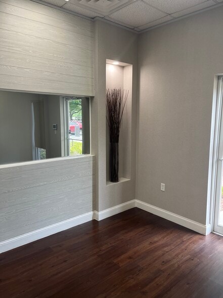 More Photos Of 8803 Futures Dr, Orlando Storefront Retail Office For Sale