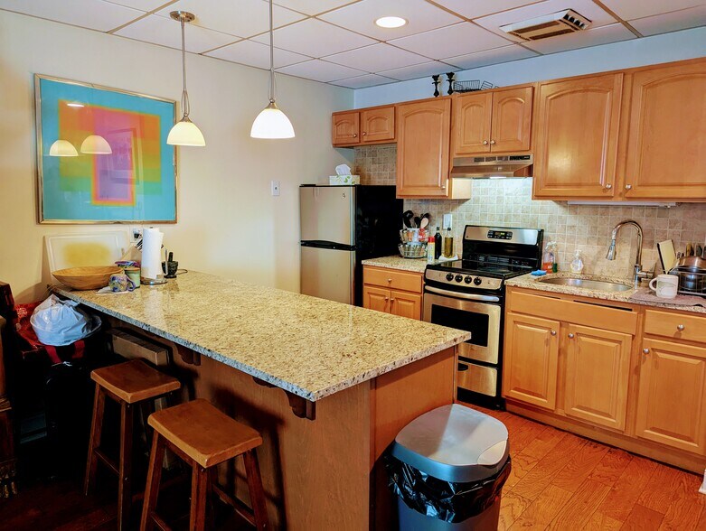 More Photos Of 14 Post Rd E, Westport General Retail For Sale