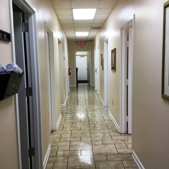 More Photos Of 6285 Garden Walk Blvd, Riverdale Medical For Lease