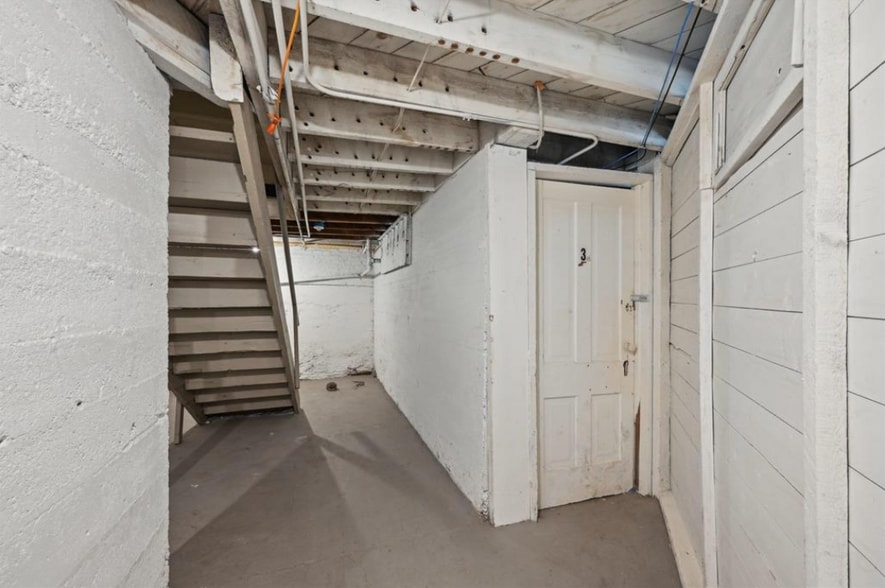 More Photos Of 108 N Main St, Edgerton Apartments For Sale