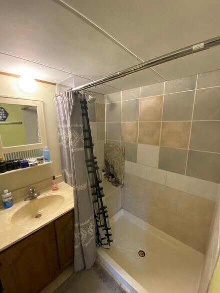 More Photos Of 2401 Central Ave, Lake Station Storefront Retail Residential For Sale