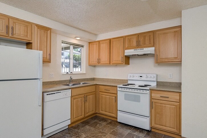 More Photos Of 440 NW 23rd St, Corvallis Apartments For Sale