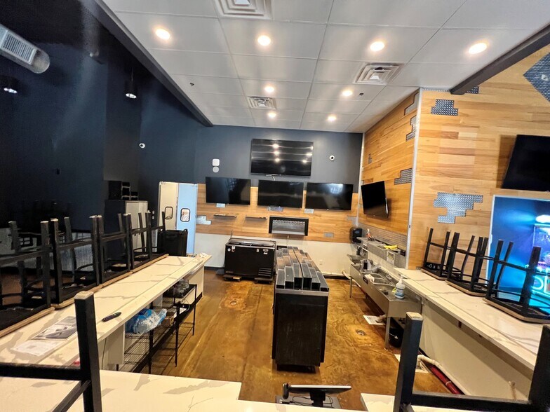 More Photos Of 18320 W Airport Blvd, Richmond General Retail For Lease