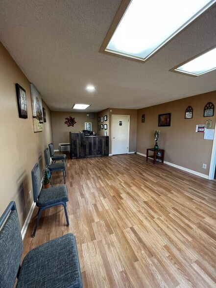 More Photos Of 1540 Highway 19 N, Thomaston Storefront For Lease