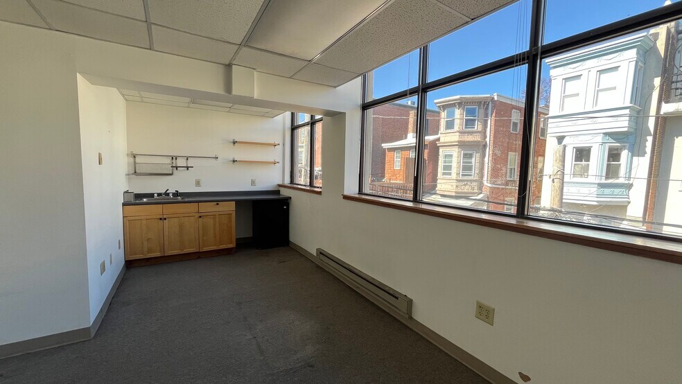 More Photos Of 2101 Brandywine St, Philadelphia Loft Creative Space For Lease