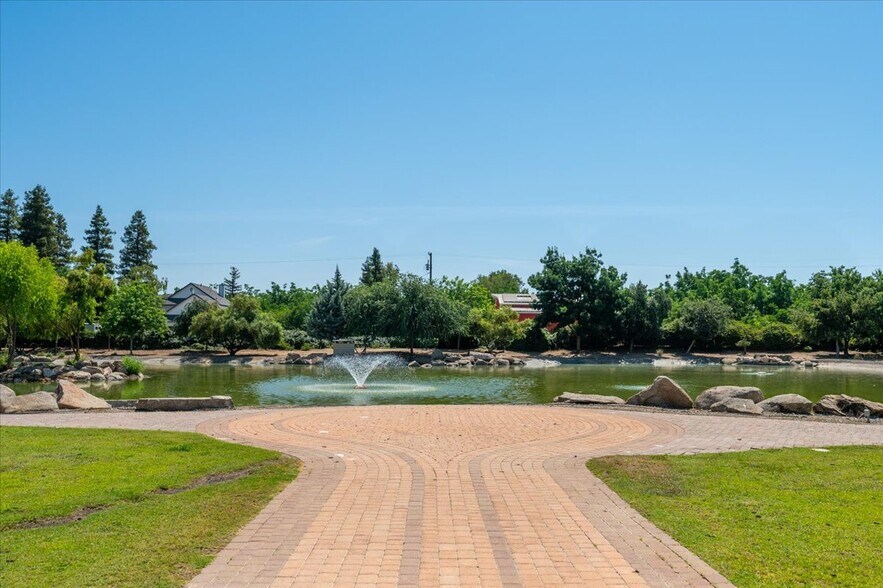 More Photos Of 13715 E Nebraska Ave, Kingsburg Land For Sale