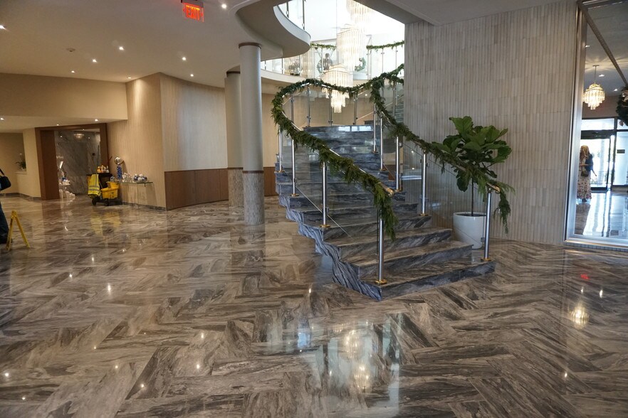 More Photos Of 5401 Collins Ave, Miami Beach Apartments For Sale