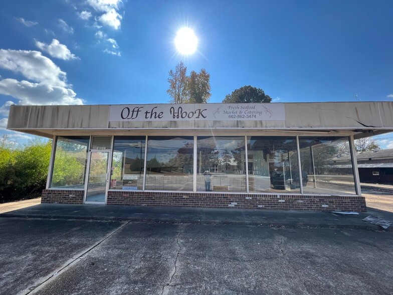 Primary Photo Of 801 W Main St, Fulton Flex For Sale