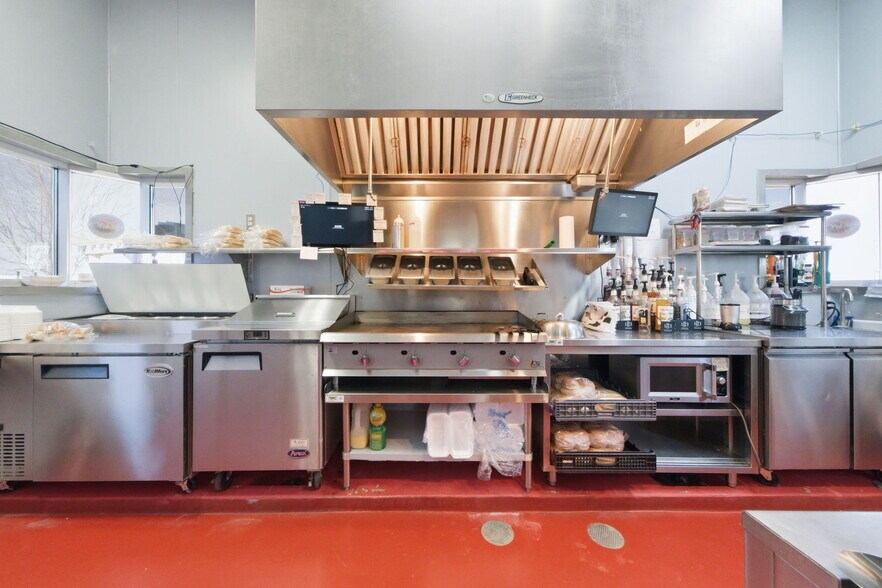 More Photos Of 50 County Road 120, Saint Cloud Fast Food For Sale