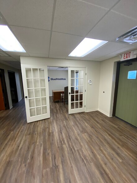 More Photos Of 4130-4158 S Harvard Ave, Tulsa Office For Lease