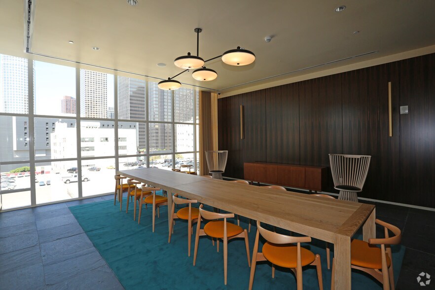 More Photos Of 750 S Grand Ave, Los Angeles Apartments For Lease