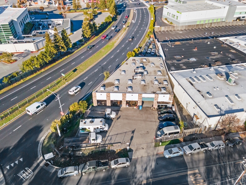 More Photos Of 2001-2005 Spring St, Redwood City Service For Sale