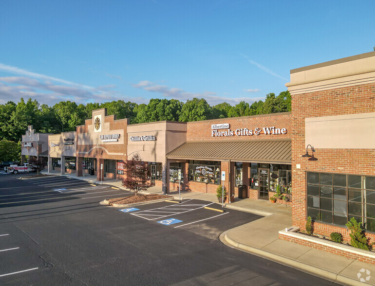 Primary Photo Of 751 N HIGHWAY 16, Denver Storefront Retail Office For Lease