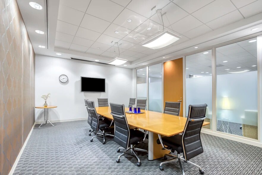 More Photos Of 3455 Peachtree Rd NE, Atlanta Office For Lease