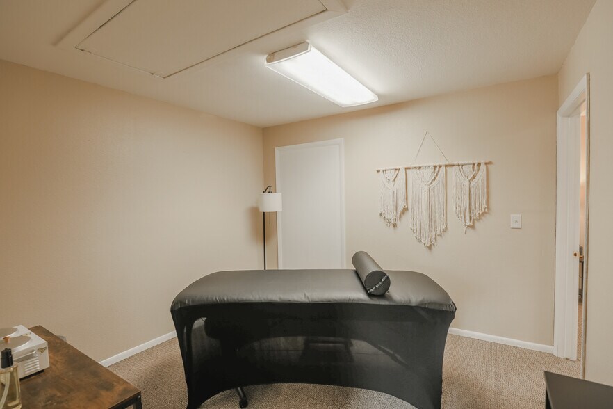 More Photos Of 1020 S Townsend Ave, Montrose Storefront Retail Office For Sale