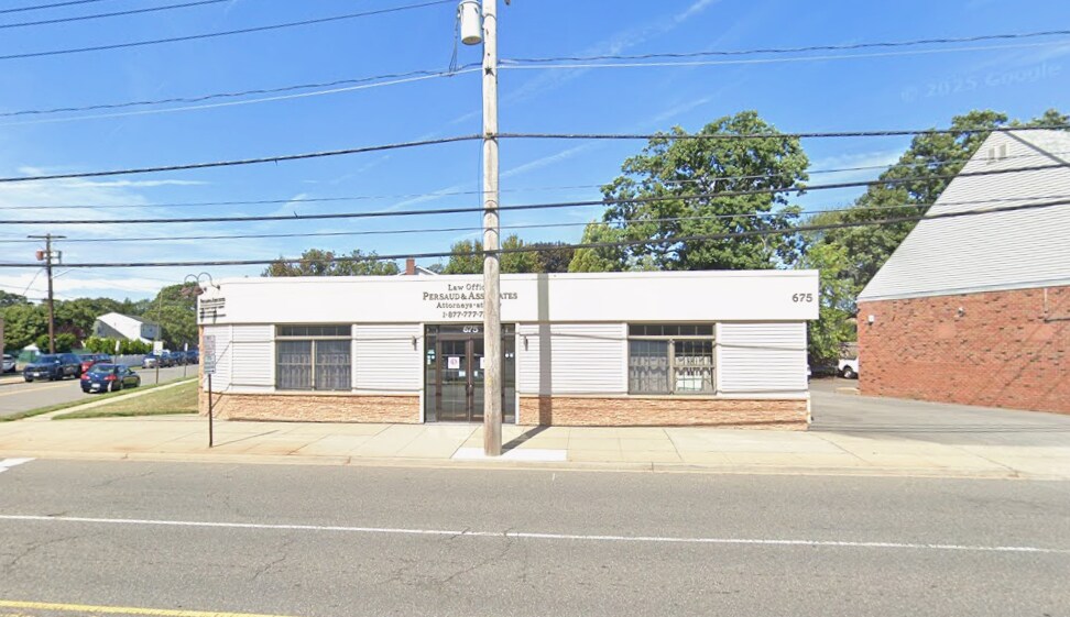 More Photos Of 675 Broadway, Massapequa Office For Lease
