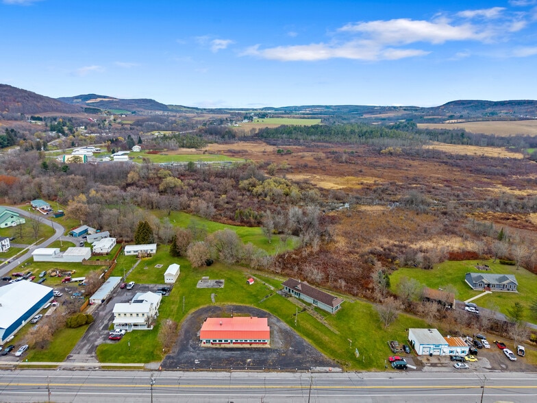 More Photos Of 9681 US 20, Cassville Restaurant For Sale