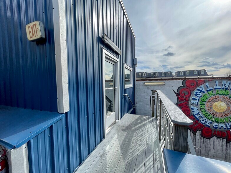 More Photos Of 314 William St, Fredericksburg Storefront For Lease