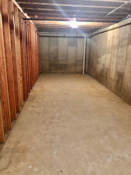 More Photos Of 10 Auer Ct, East Brunswick Medical For Sale