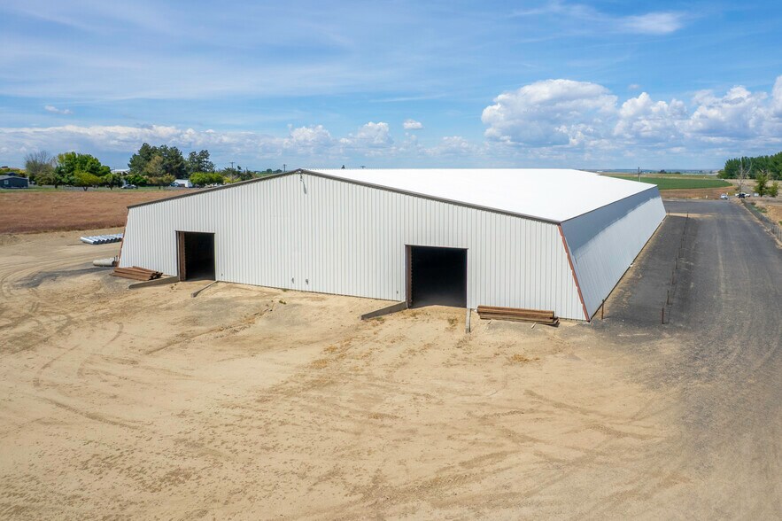 More Photos Of 0 Road 8 Rd SE, Warden Industrial For Sale