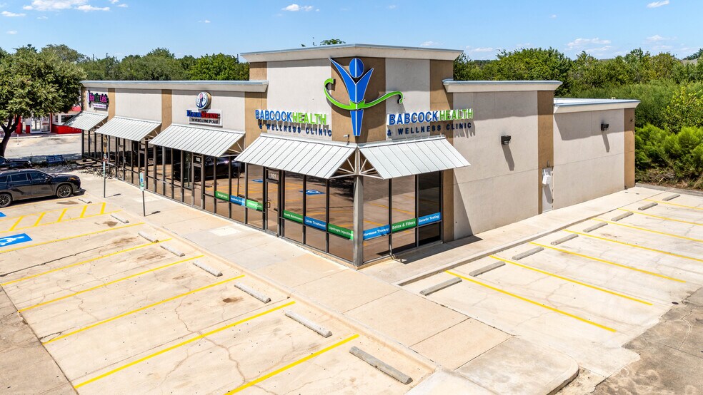 Primary Photo Of 6423 Babcock Rd, San Antonio Freestanding For Sale