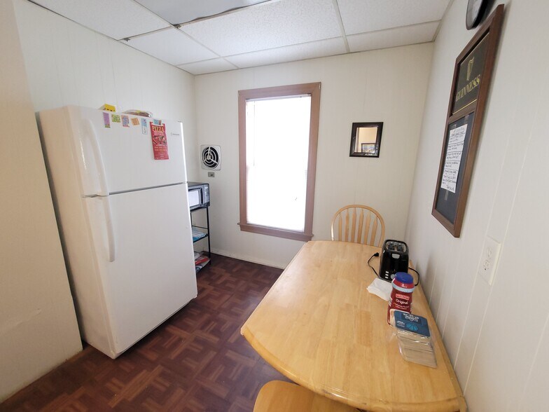 More Photos Of 181-183 Burnside Ave, East Hartford Office Residential For Sale