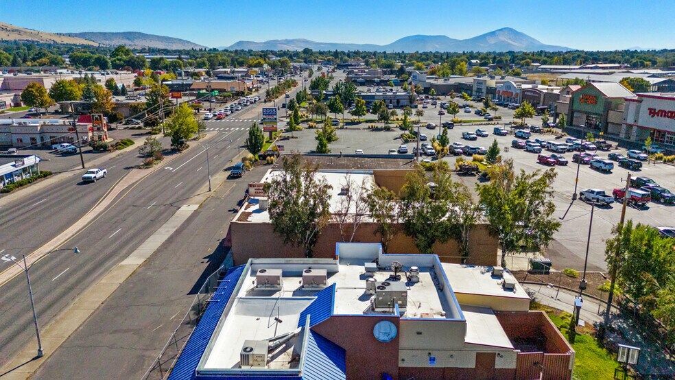 More Photos Of 2730 S 6th St, Klamath Falls Auto Repair For Sale