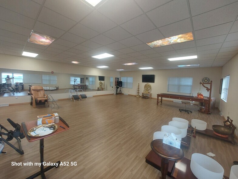 More Photos Of 1500 Merrill Ave, Wausau Office For Sale
