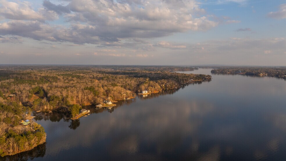 More Photos Of 402 Cliffside dr, Titus Land For Sale