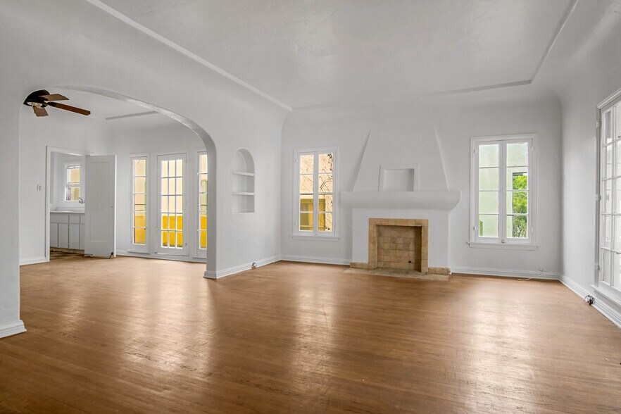 More Photos Of 712 S Stanley Ave, Los Angeles Apartments For Sale