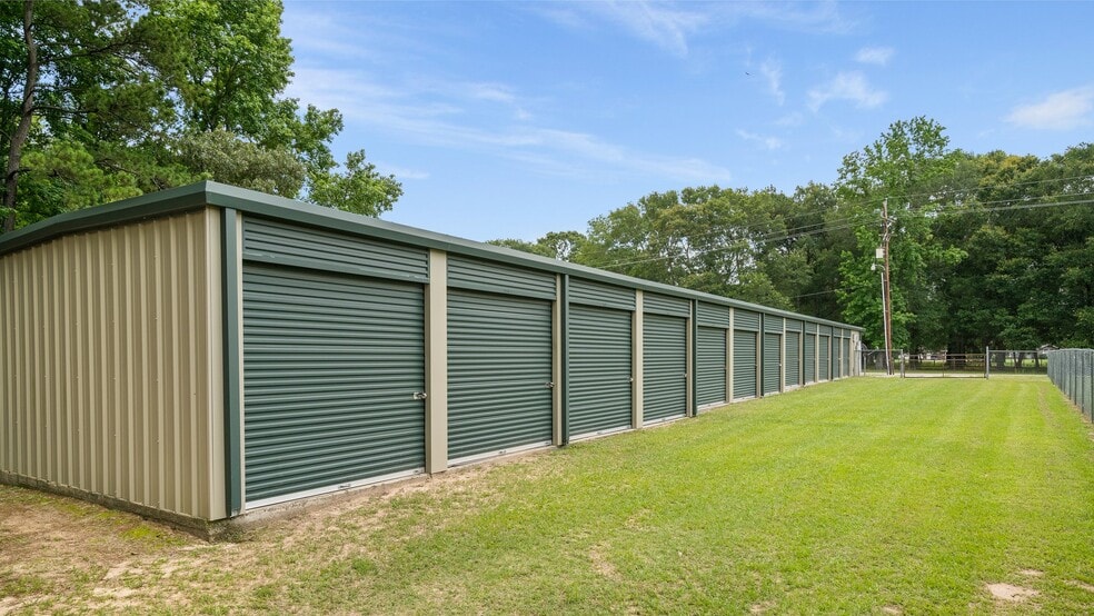 More Photos Of 16100 Firetower Rd, Conroe Self Storage For Sale