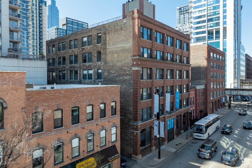 Primary Photo Of , Chicago Office For Sale
